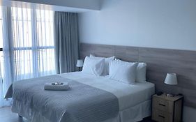 Urban Suites Apart Hotel con Estacionamiento Gratuito